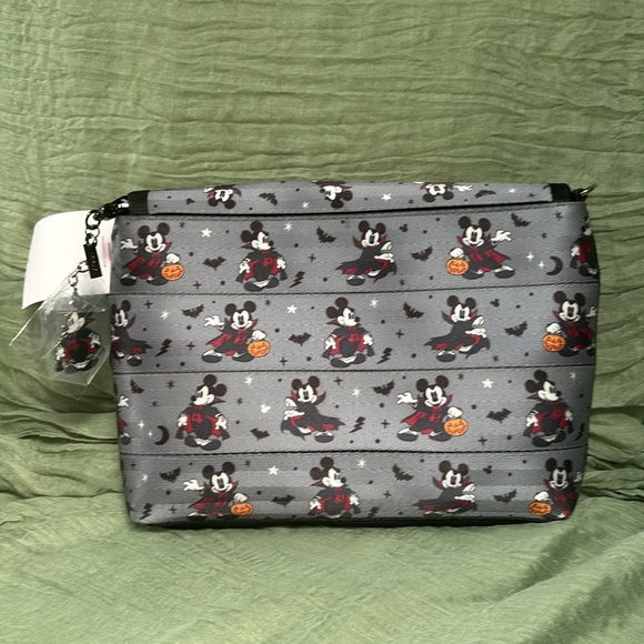 Harveys Seatbelt Disney Vampire Mickey Medium Crossbody NWT SOLD OUT - Picture 7 of 16